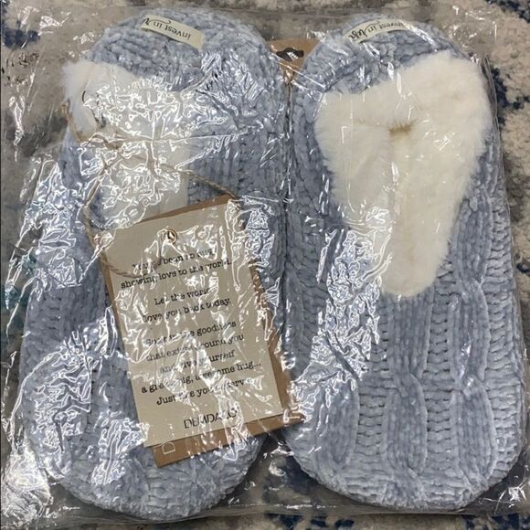 DEMDACO - Gray Chenille Slippers - Picture 4 of 5